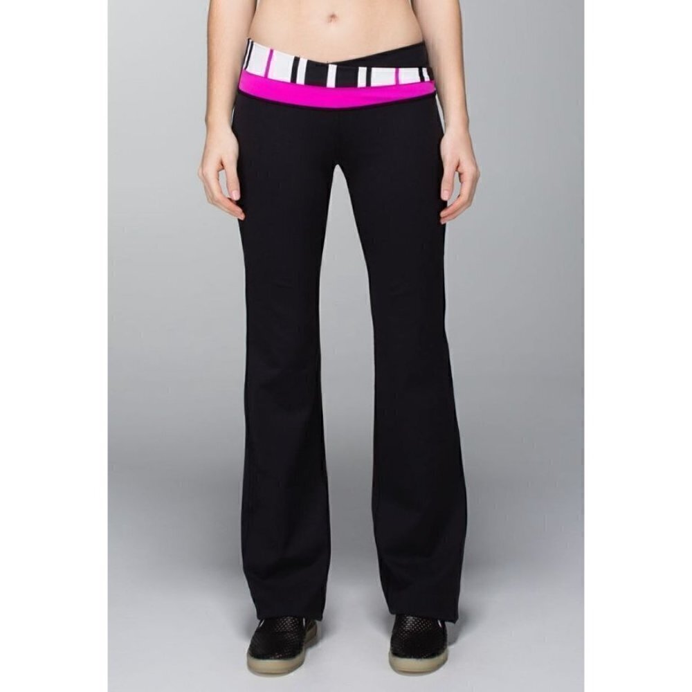 Lululemon Astro Pink‎ & Black Criss Cross Waistband Flared Leg Yoga Pant 4